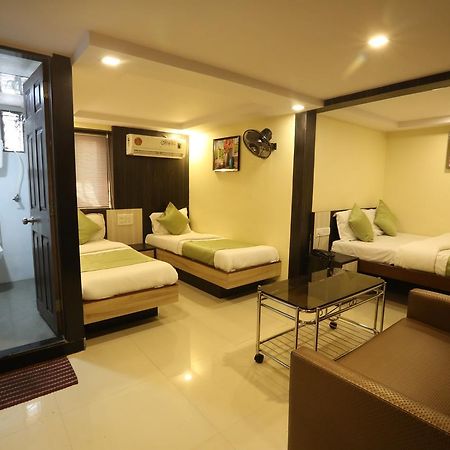 Hotel Happyland Bombay Habitación foto