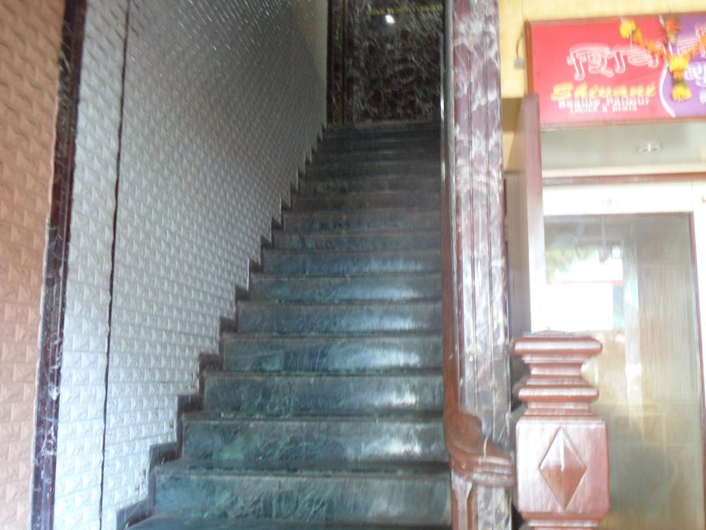 Hotel Happyland Bombay Exterior foto