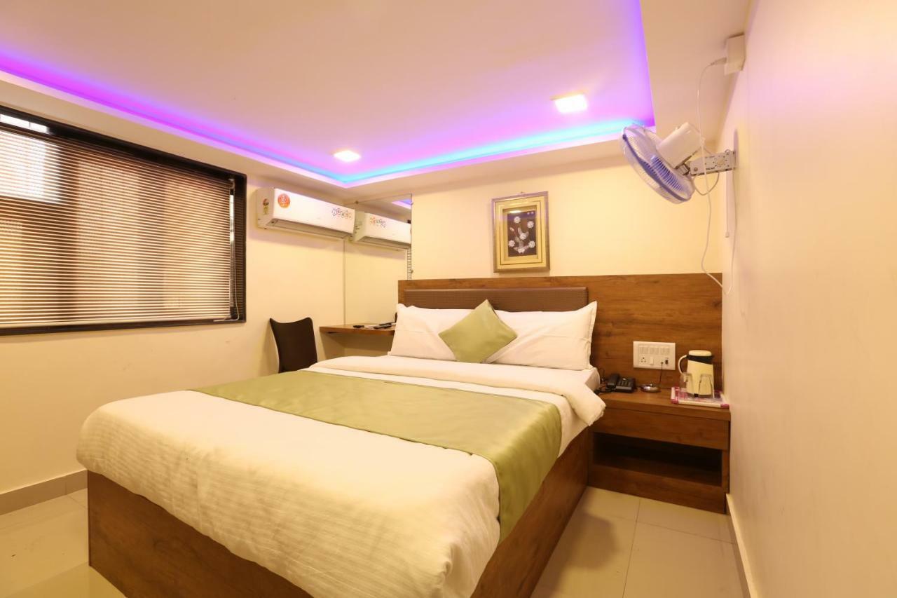Hotel Happyland Bombay Exterior foto