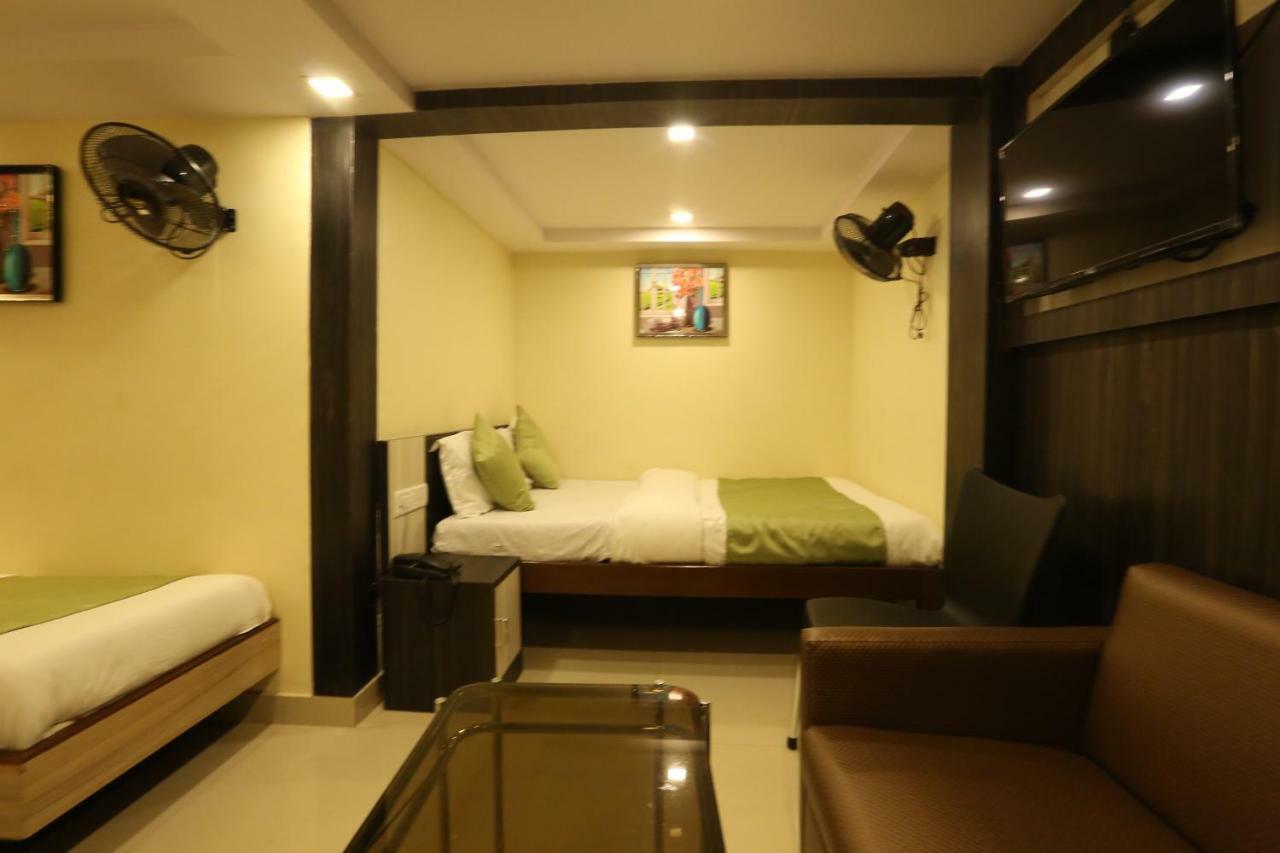 Hotel Happyland Bombay Exterior foto
