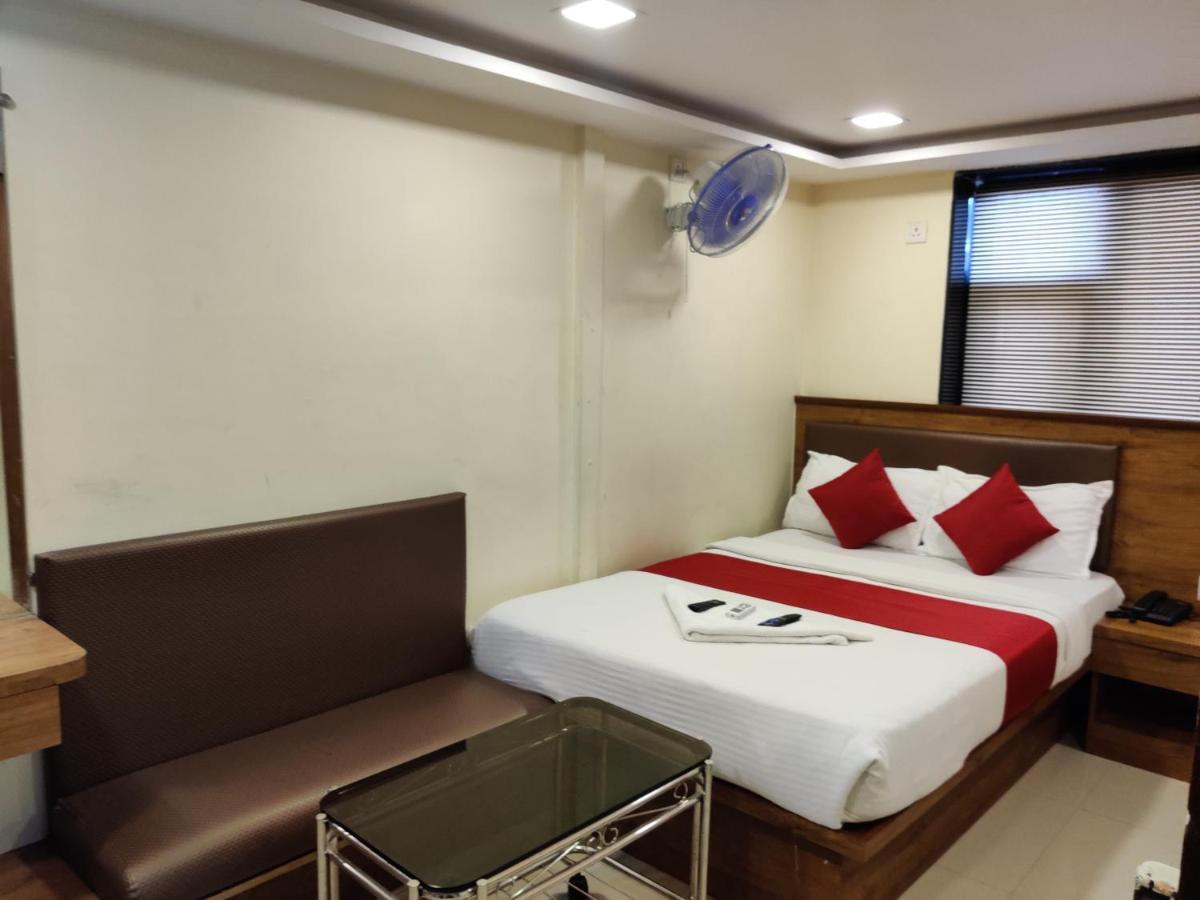 Hotel Happyland Bombay Exterior foto
