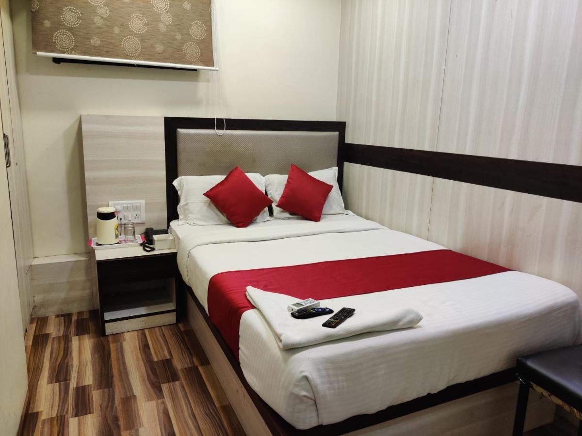 Hotel Happyland Bombay Exterior foto